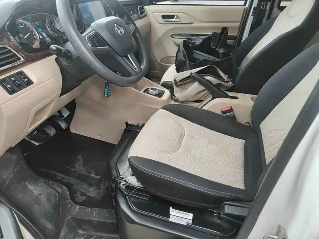 Kuayue Kuayue Star V7 EV — миниатюра 15