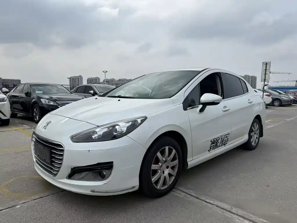 Peugeot 308 2015