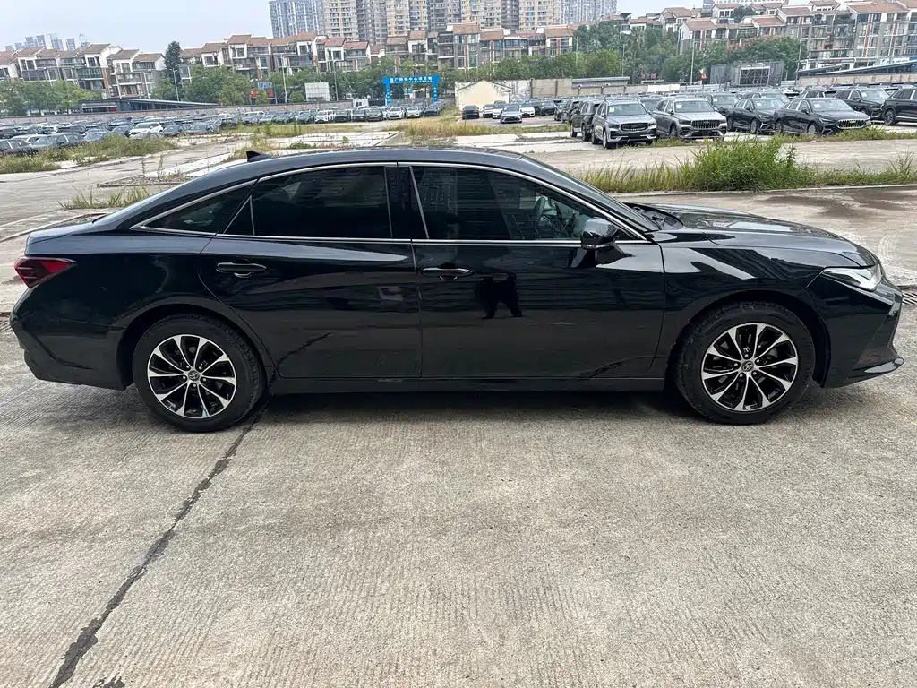 Toyota Avalon — миниатюра 12