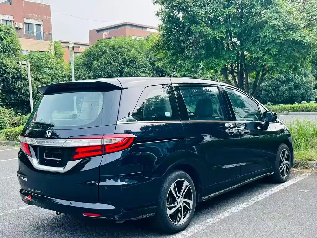 Honda Odyssey — миниатюра 8