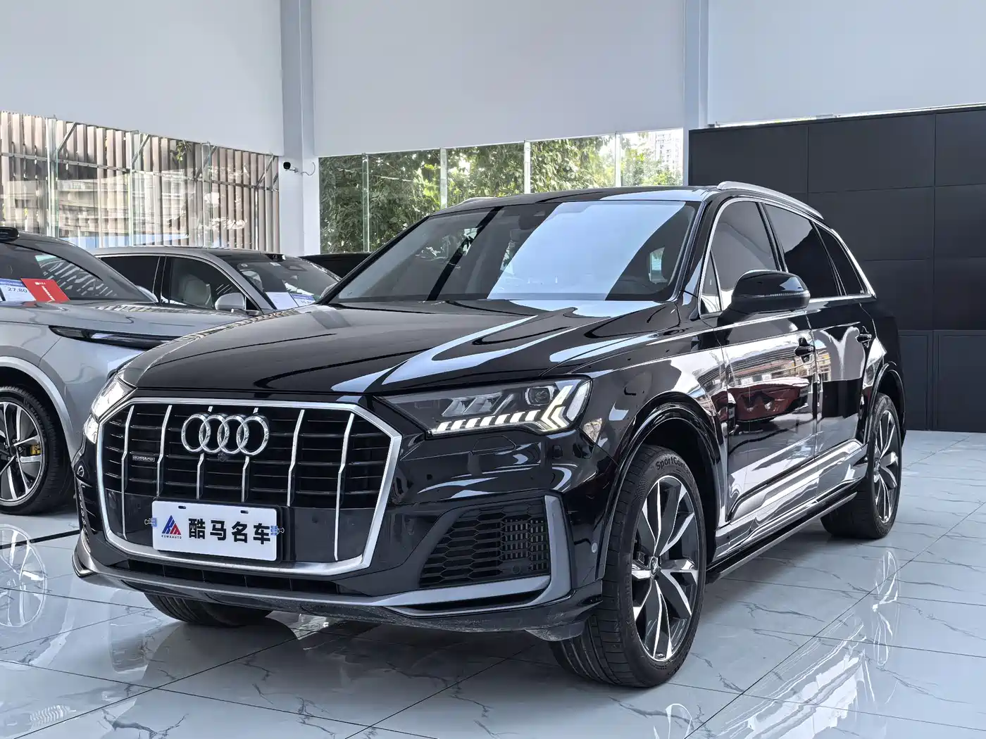 奥迪Q7 2023款 55 TFSI quattro S line运动型 2024