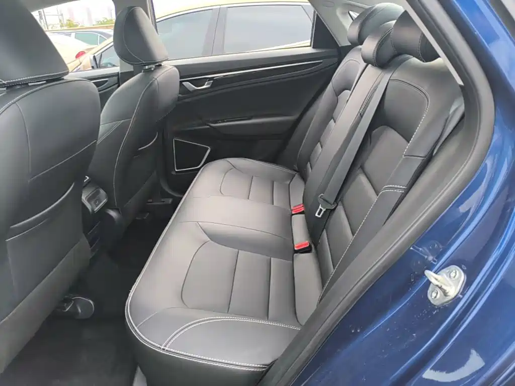 Geely Emgrand GL — миниатюра 17