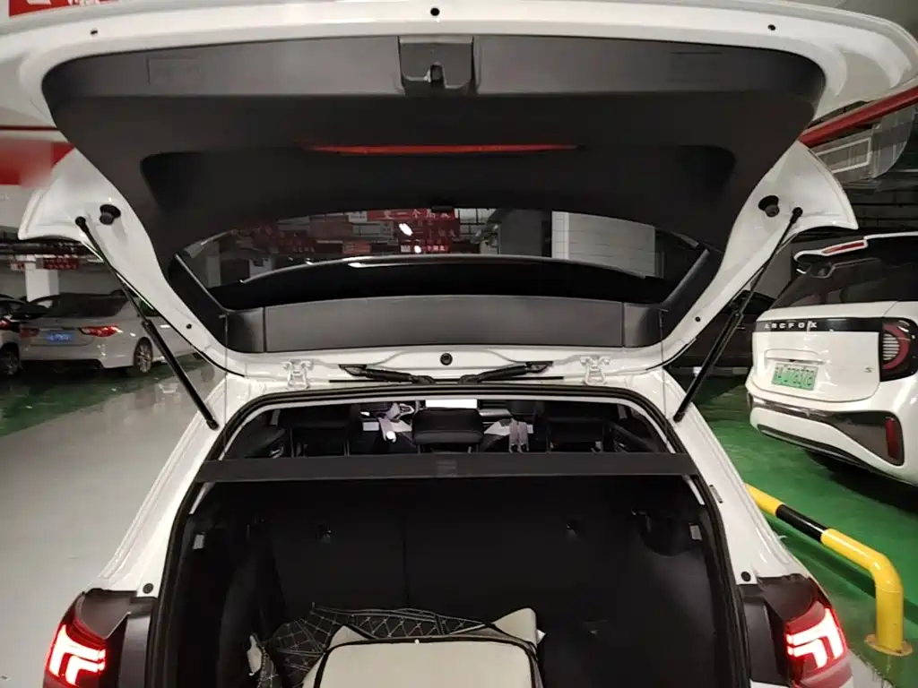 Volkswagen Golf — миниатюра 19
