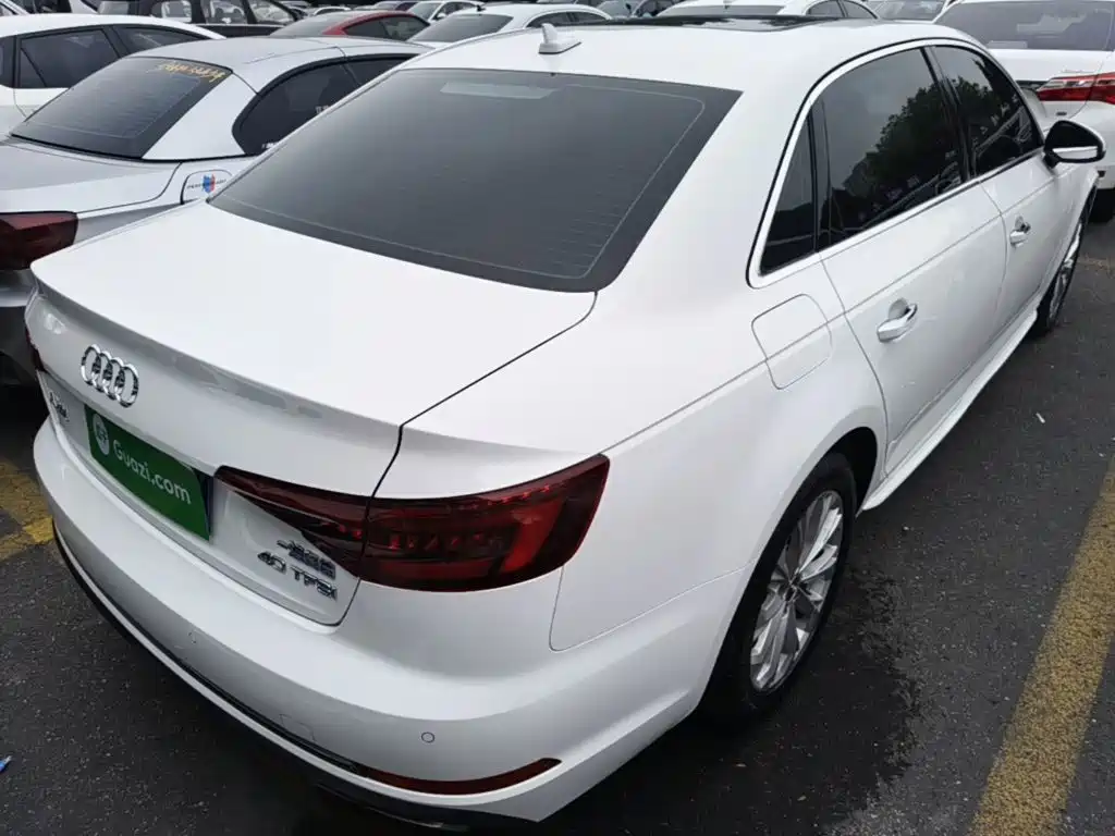 Audi A4L — миниатюра 7