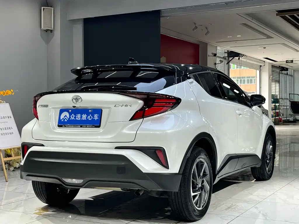 TOYOTA C HR