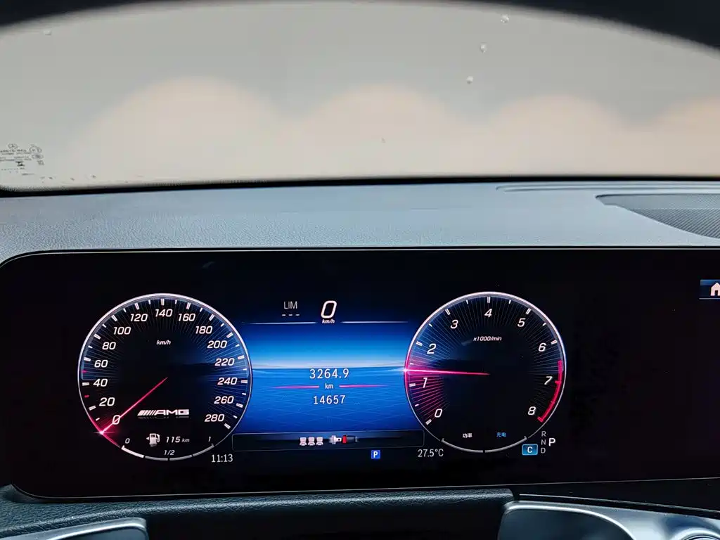 Mercedes-Benz GLB AMG — миниатюра 5