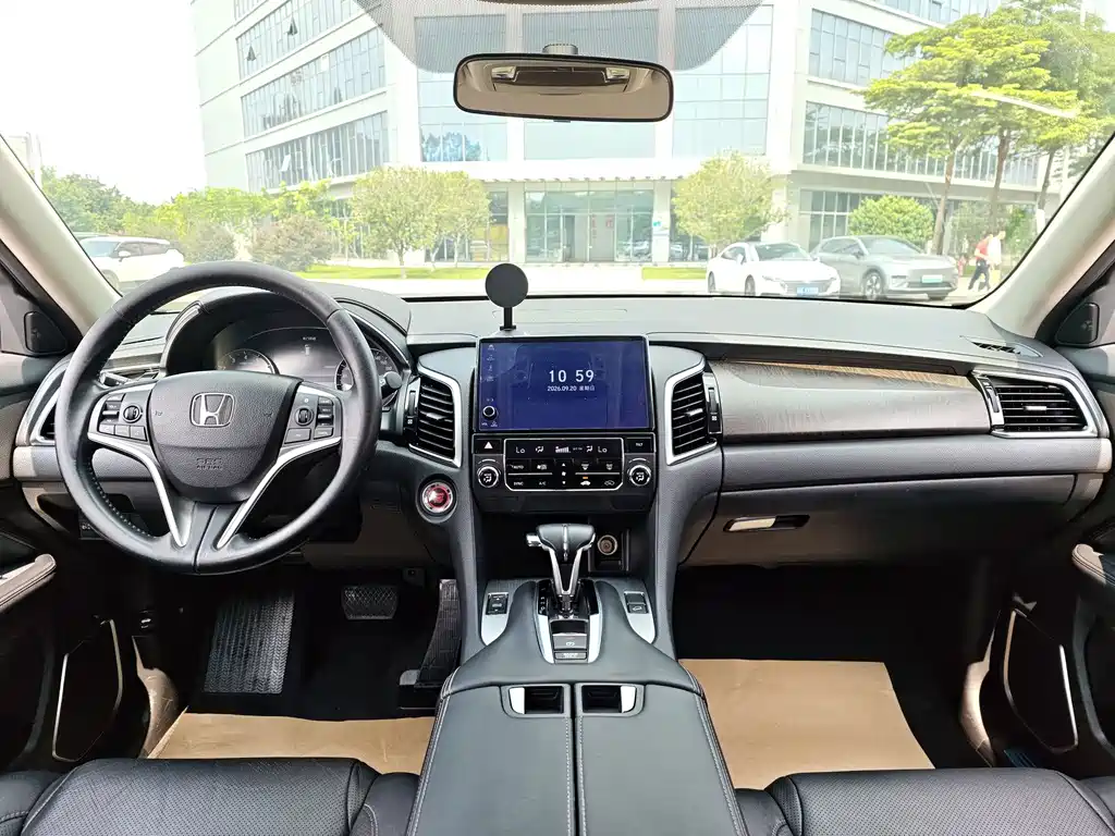 Honda Avancier — миниатюра 4