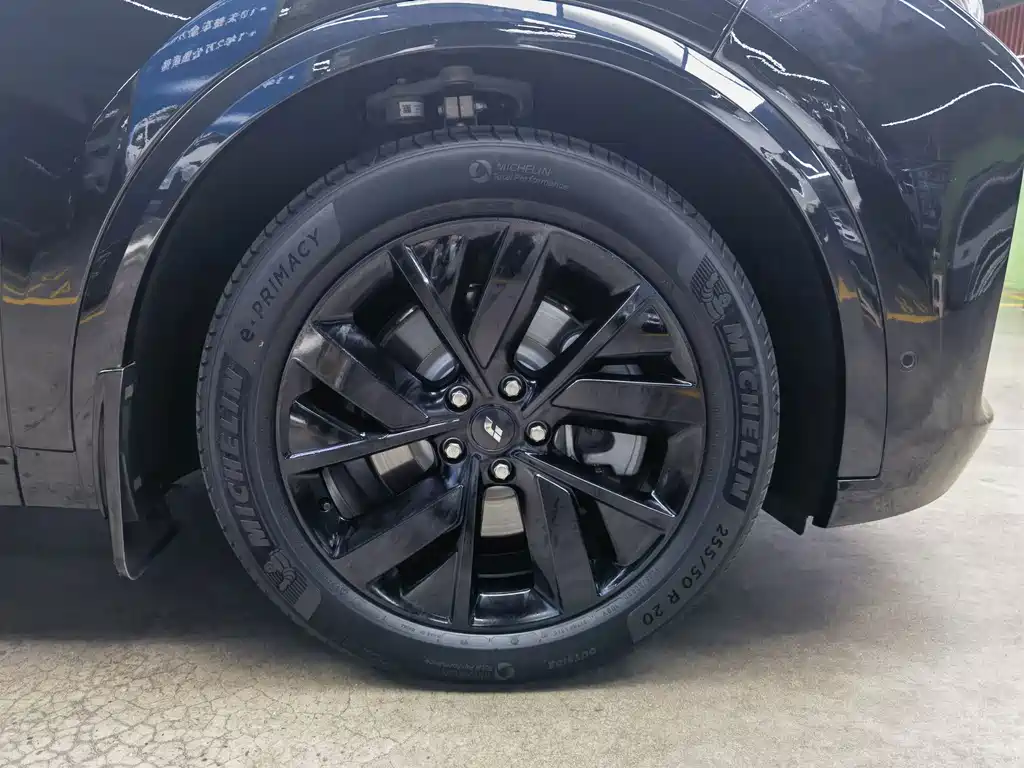 Li Auto Li L8 — миниатюра 20