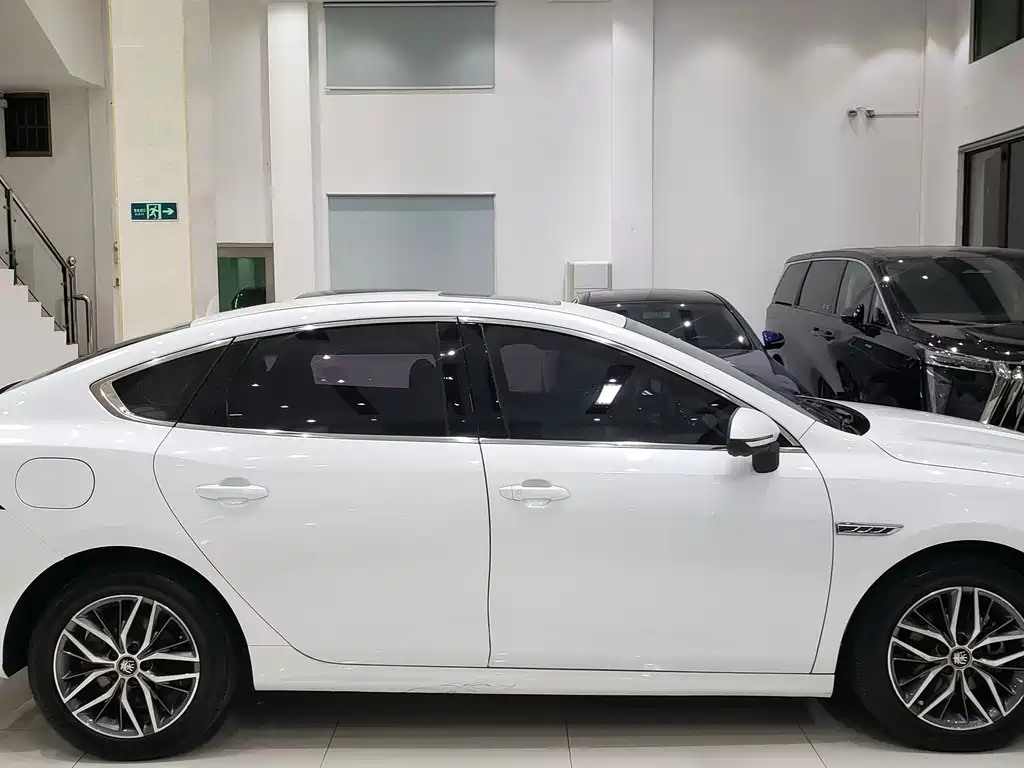 BYD Qin PLUS — миниатюра 12