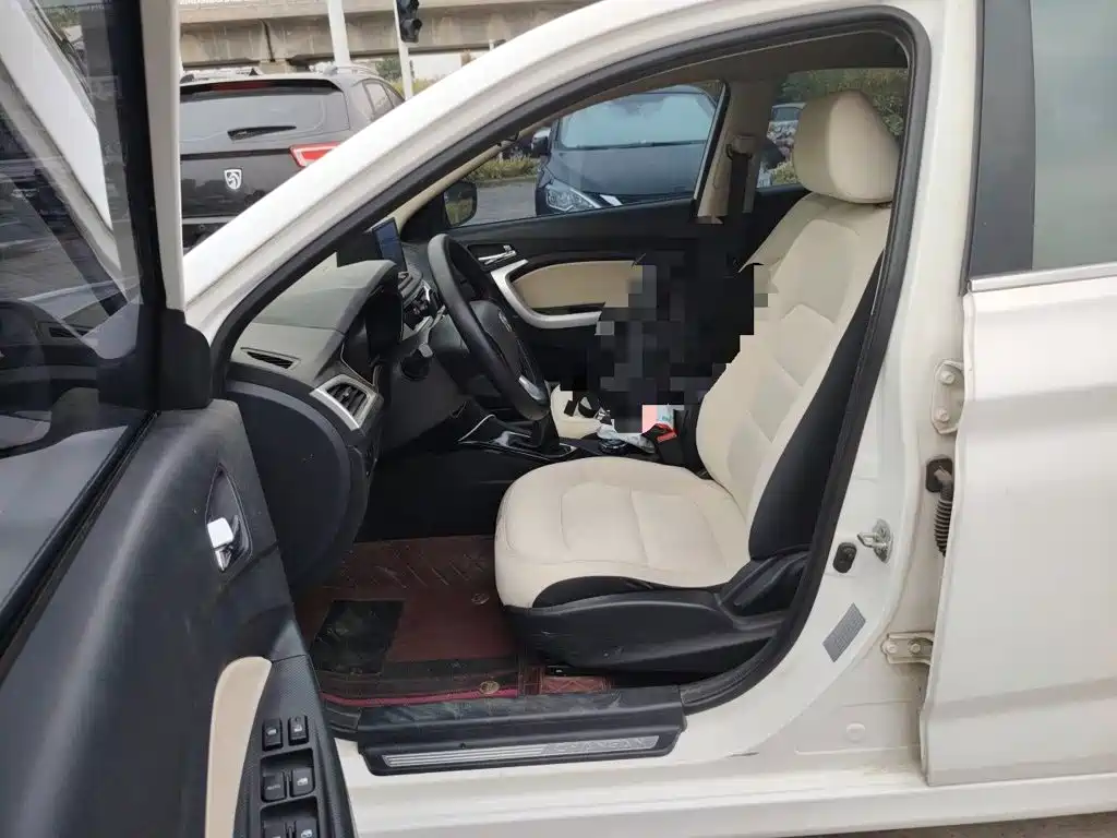 Changan V7 — миниатюра 18