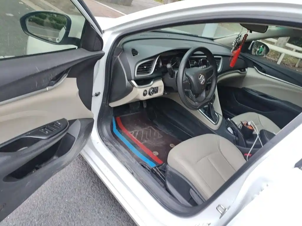 Buick Excelle — миниатюра 12