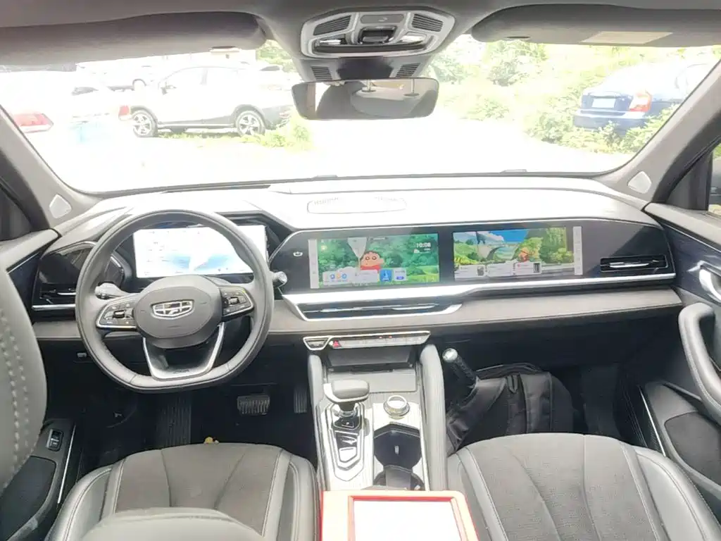Geely Xingyue L — миниатюра 10