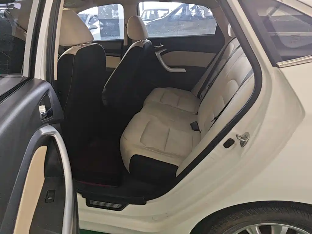 Changan V7 — миниатюра 20