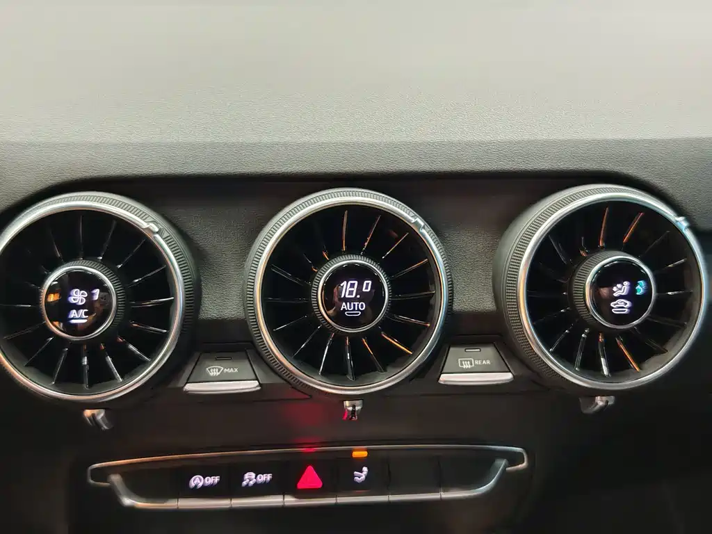 Audi TT — миниатюра 16