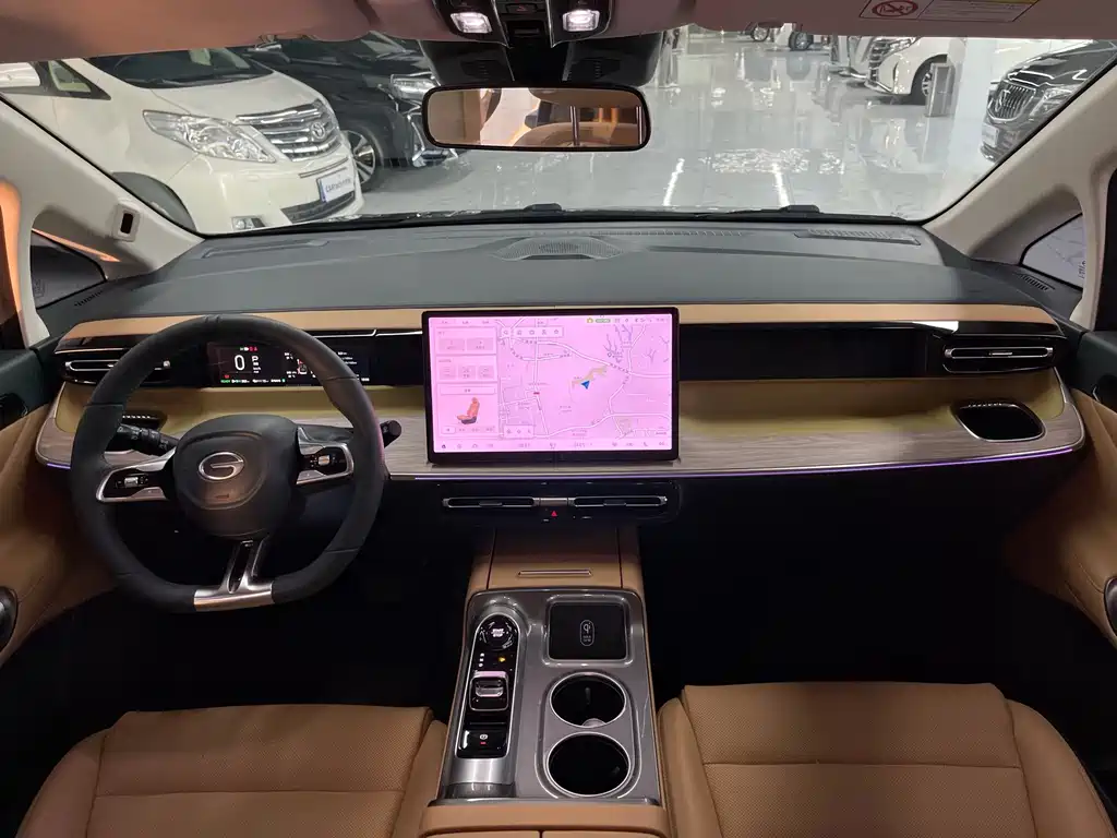 GAC Motor Trumpchi E8 PHEV — миниатюра 13