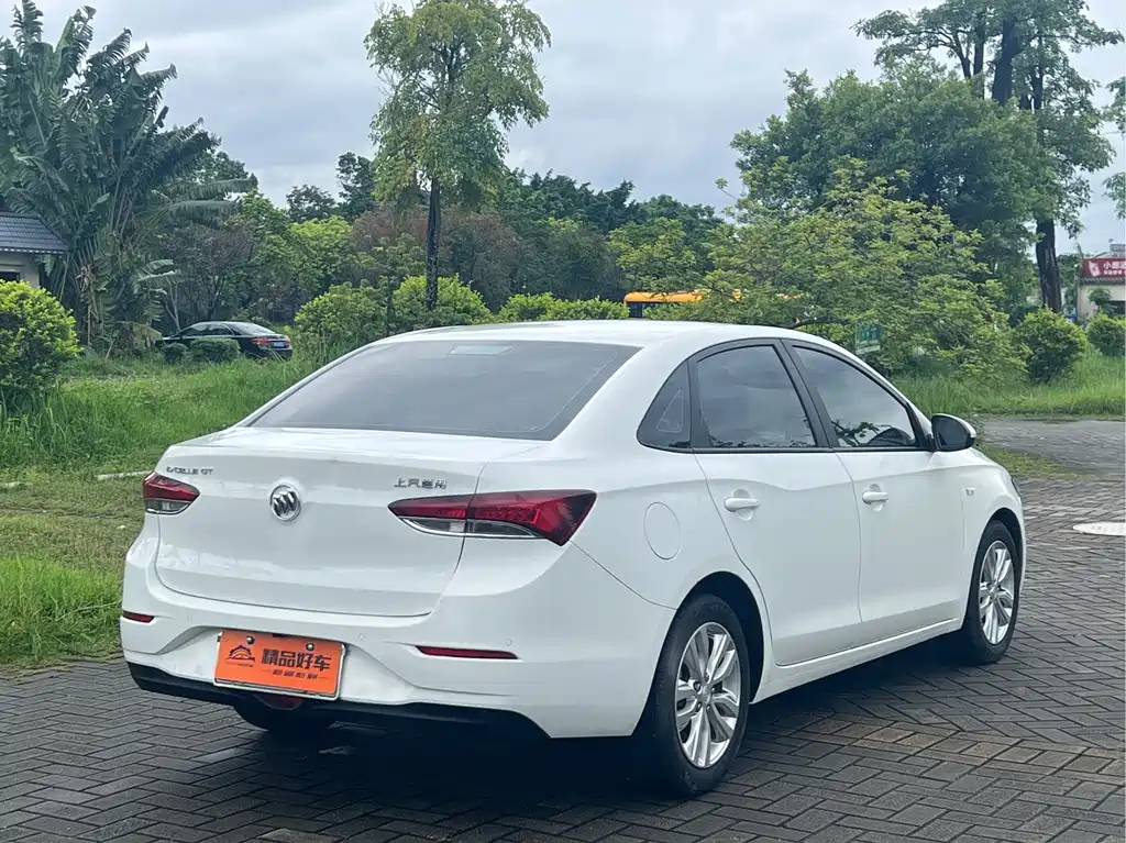 Buick Excelle — миниатюра 18