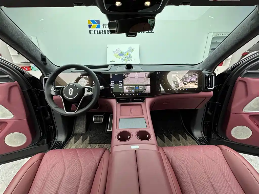 Aito M8 2025 Max+ 53.4kWh 5 мест (192 )