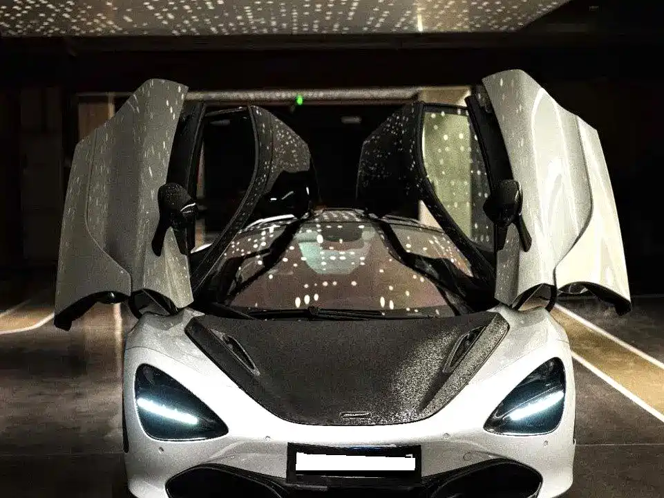 McLaren 720S — миниатюра 2