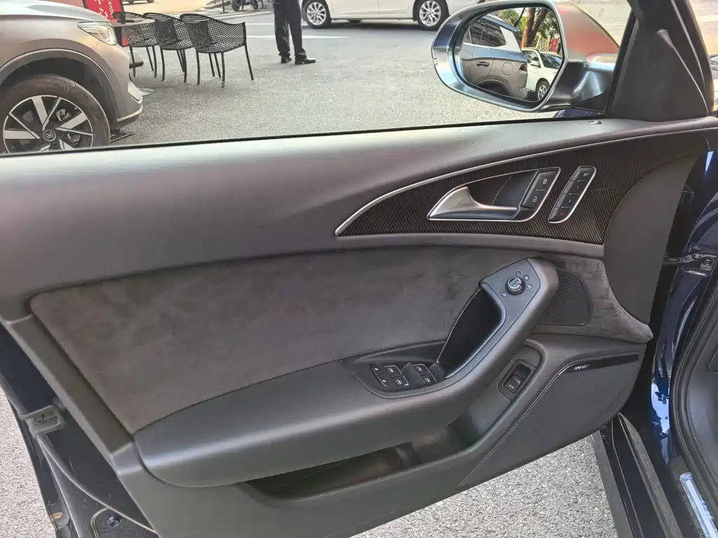 Audi S6 — миниатюра 12