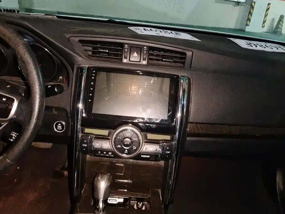 Toyota Reiz — миниатюра 13