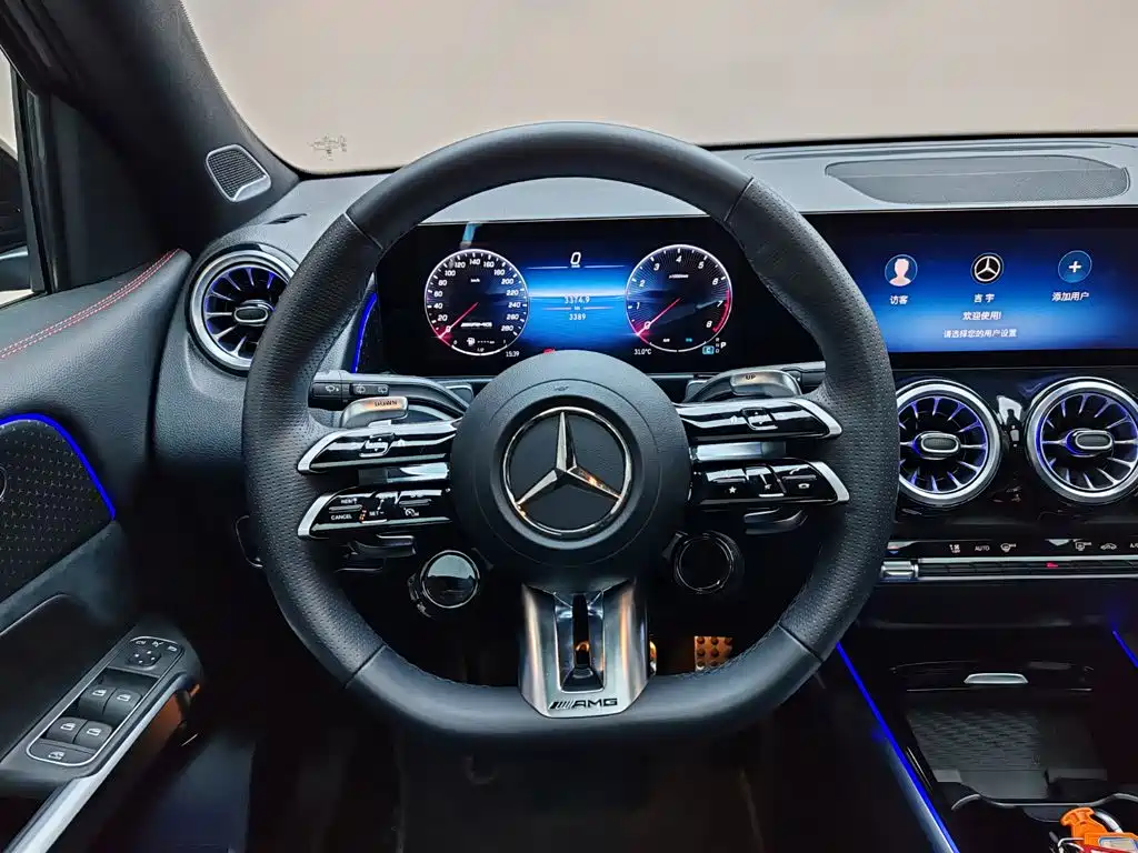 Mercedes-Benz GLB AMG — миниатюра 6