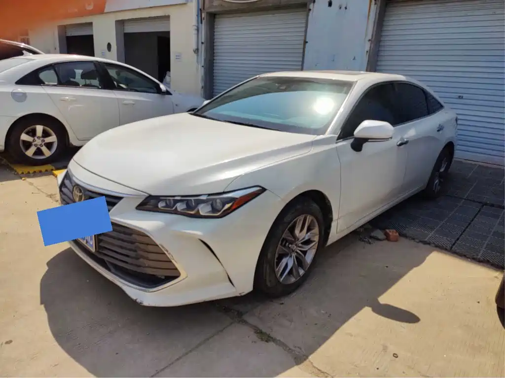 Toyota Avalon 2022
