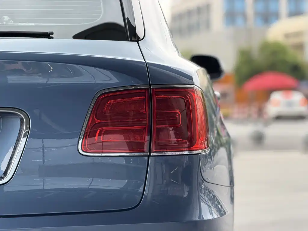 Bentley Bentayga 2019 4.0T V8