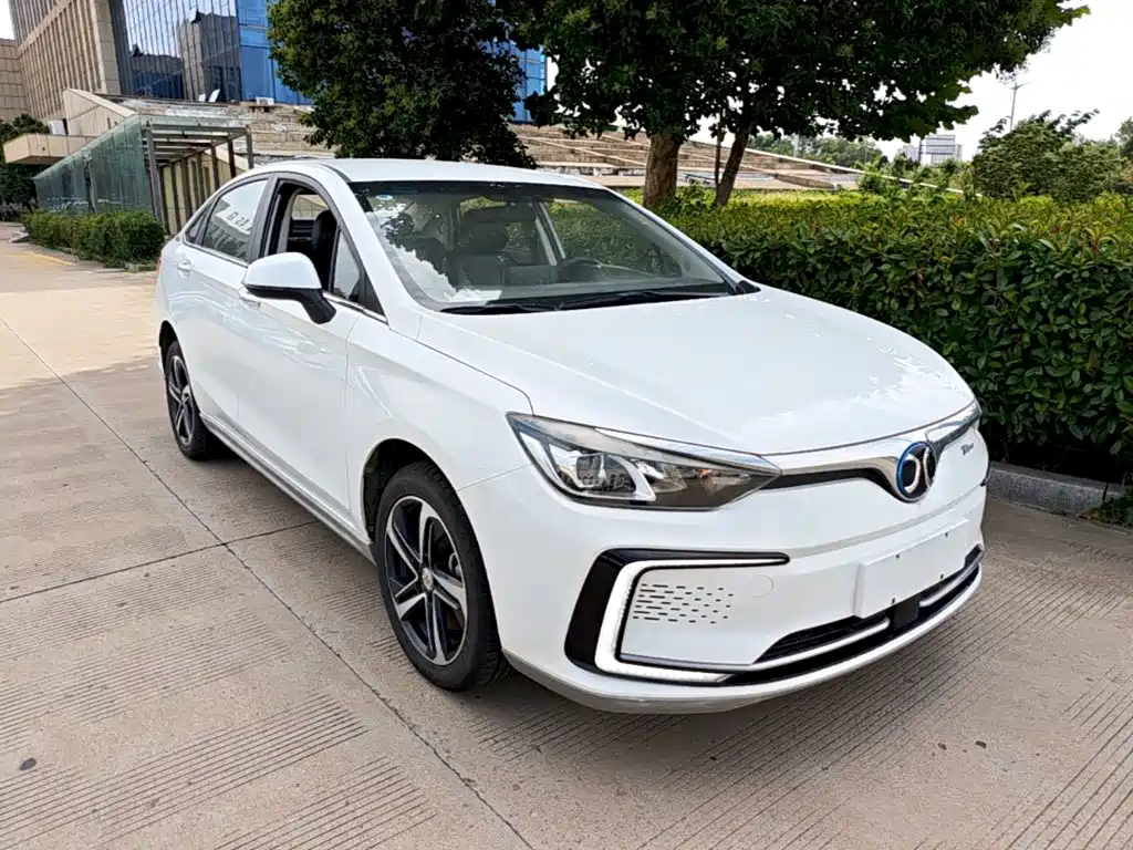 BAIC EU5 — миниатюра 4