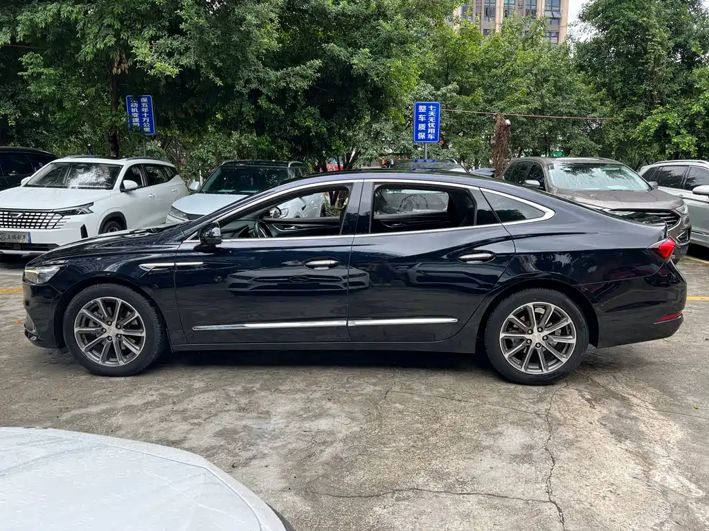 Buick LaCrosse — миниатюра 4