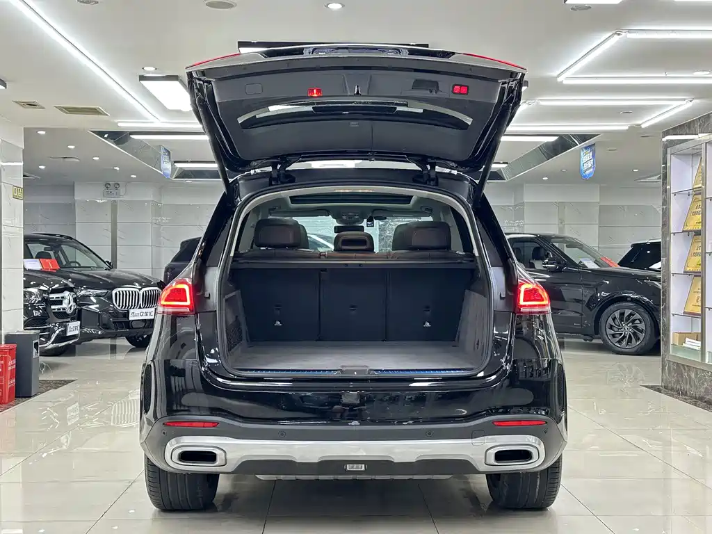 Mercedes-Benz GLE (Import) — миниатюра 7