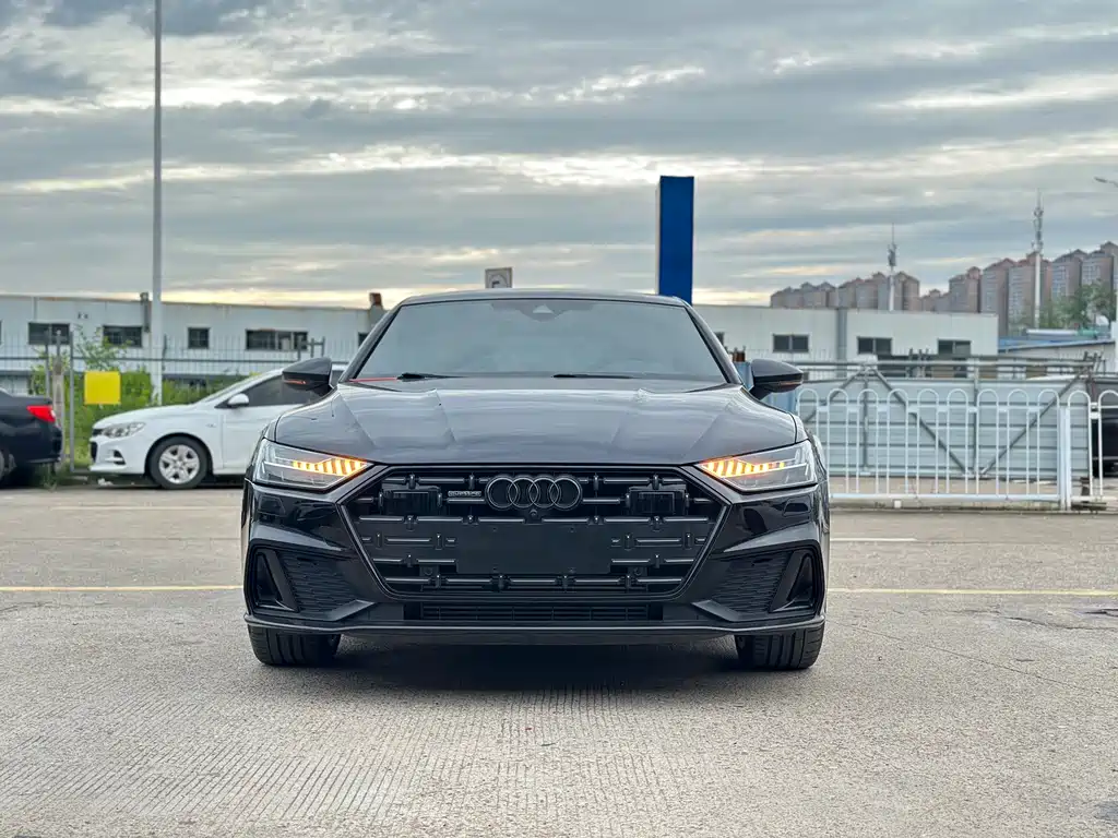 Audi A7L 2024 45 TFSI quattro S-line