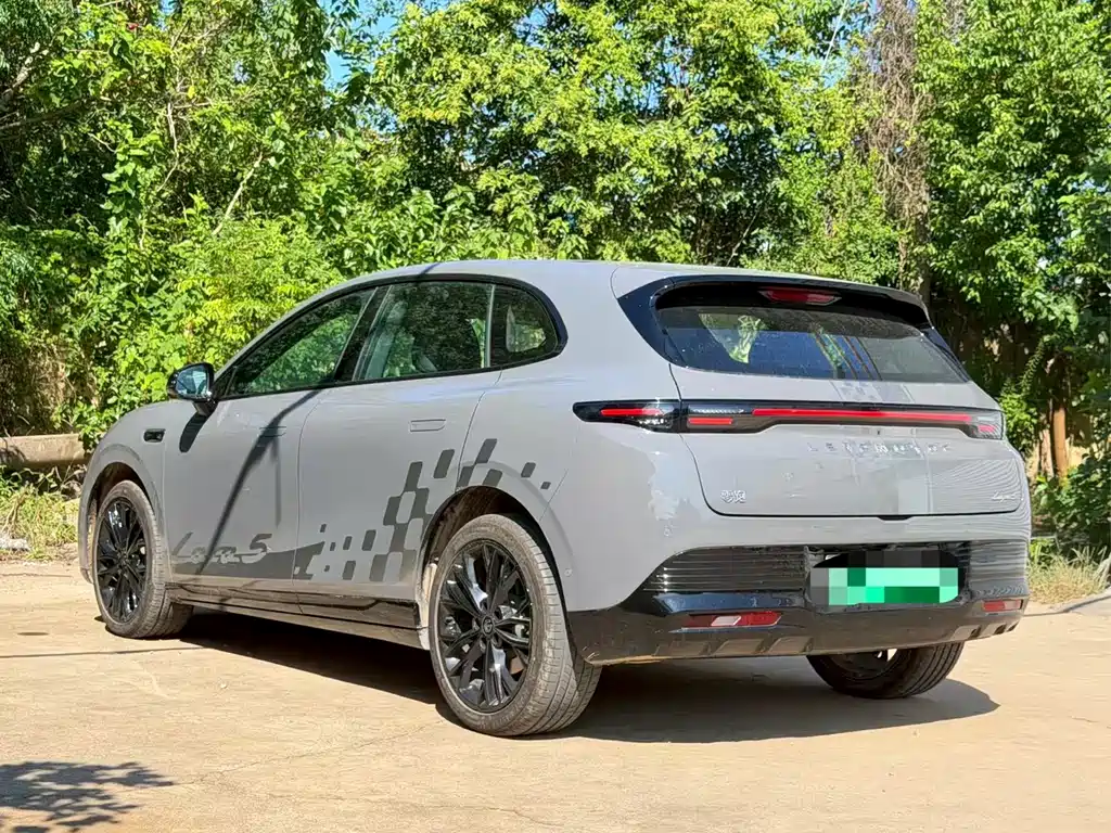 Leapmotor Leapmotor Lafa5 — миниатюра 5