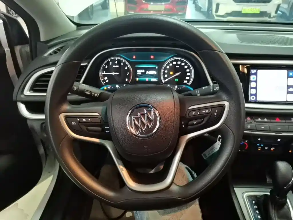 Buick Excelle — миниатюра 11