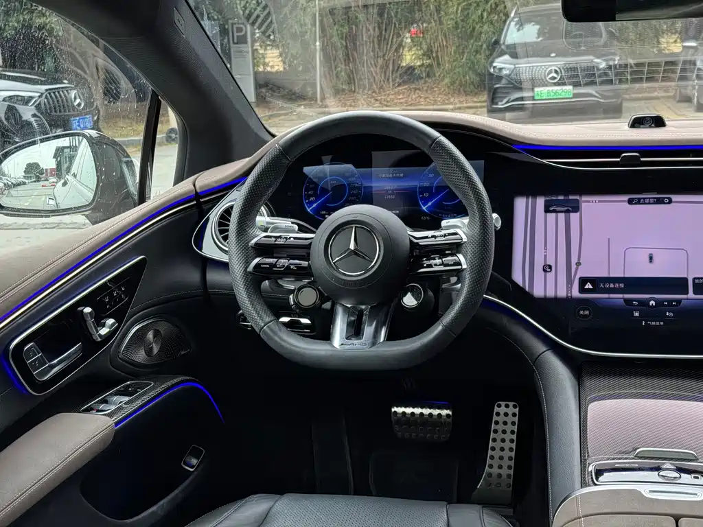 MERCEDES-BENZ EQS AMG