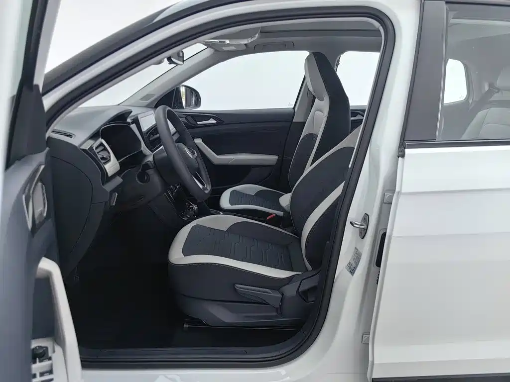 Volkswagen Tharu — миниатюра 10