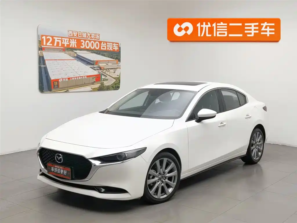 Mazda 3 Axela 2022