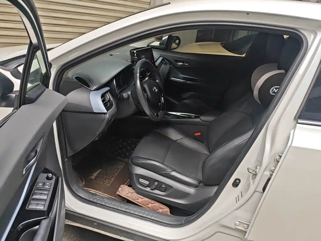 Toyota IZOA — миниатюра 15