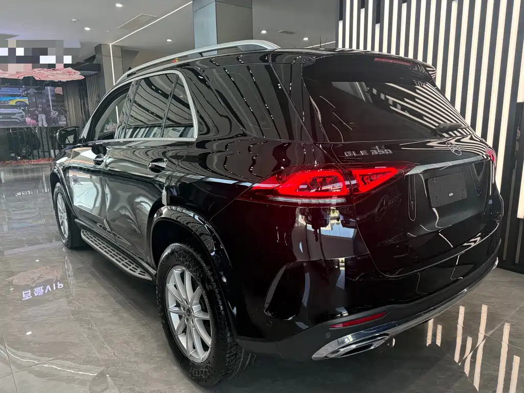 Mercedes-Benz GLE (Import) — миниатюра 9