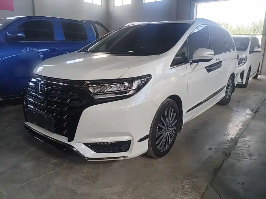 Honda Elysion — миниатюра 2