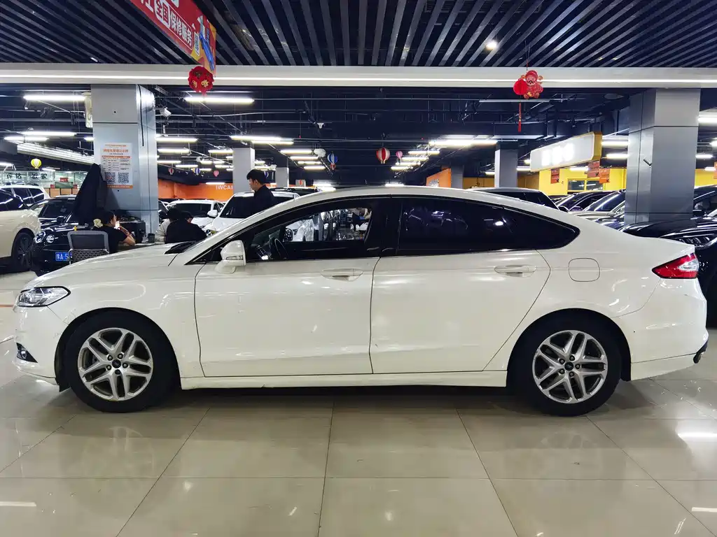 Ford Mondeo — миниатюра 5