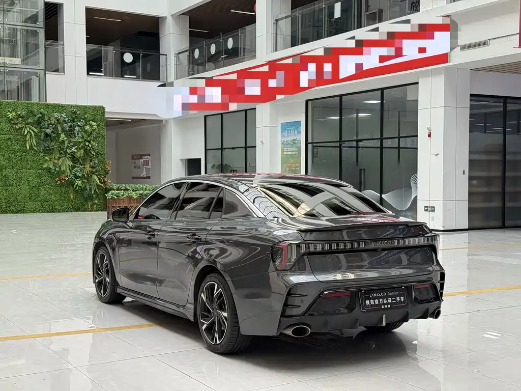 Lynk & Co 03 — миниатюра 17