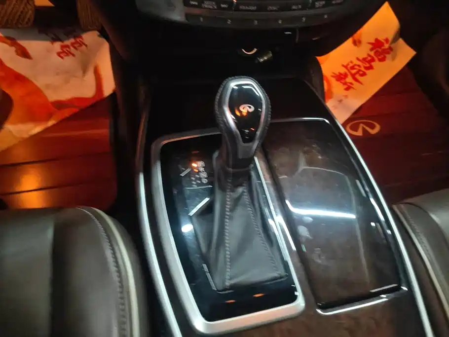 Infiniti QX60 (Import) — миниатюра 16