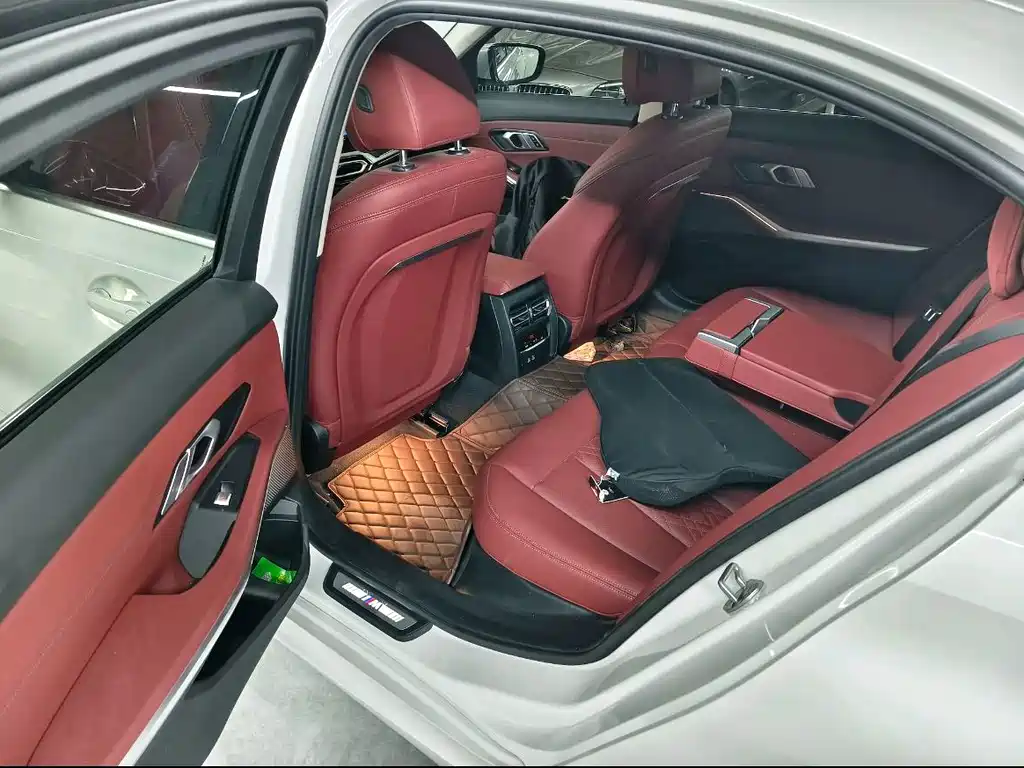 BMW 3 Series — миниатюра 3