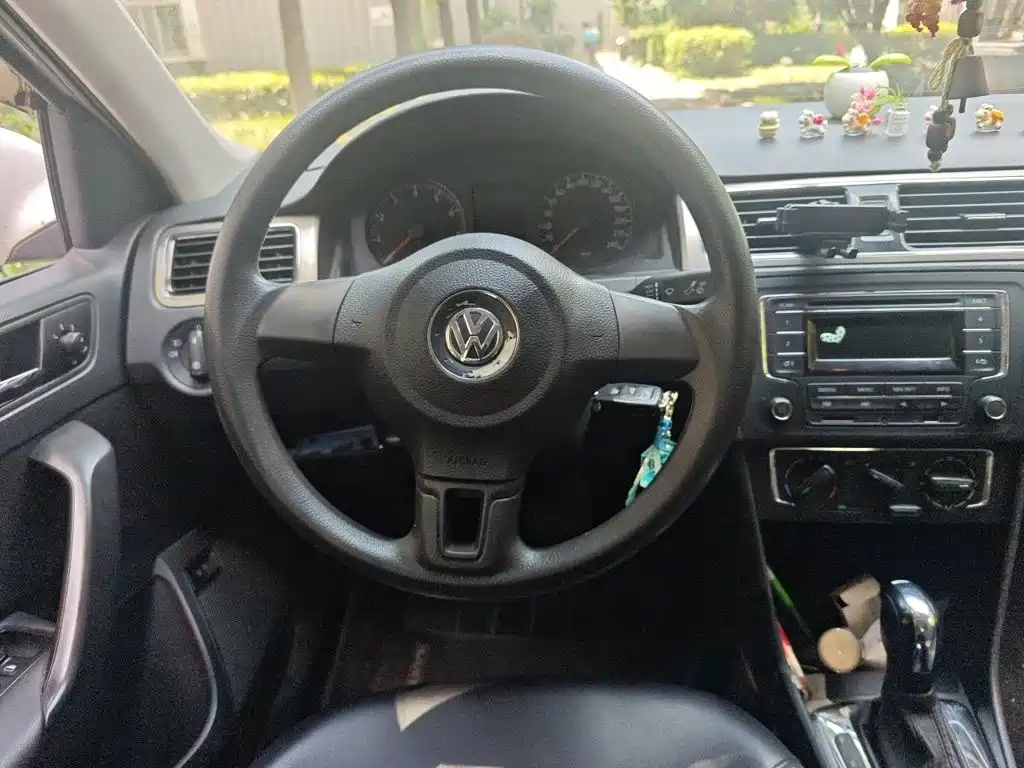 Volkswagen Santana — миниатюра 3