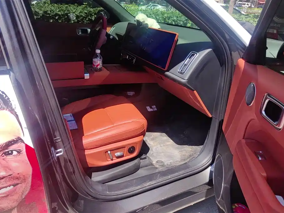 Li Auto L6 2024 Pro