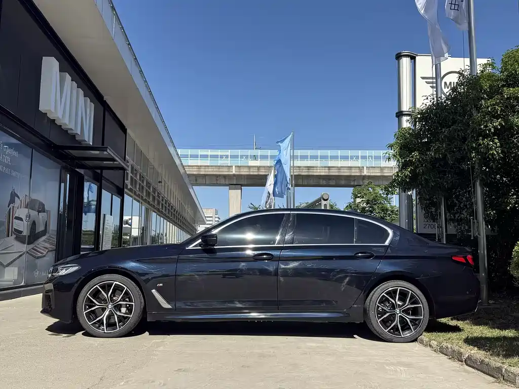 BMW 5 Series 5 2023 530Li Premium M Sport