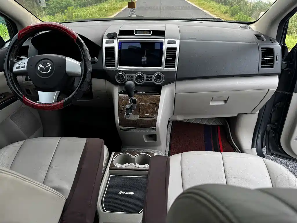 Mazda 8 — миниатюра 6