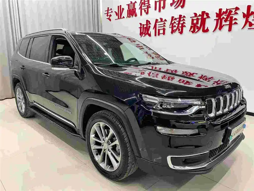 JEEP GRAND COMMANDER