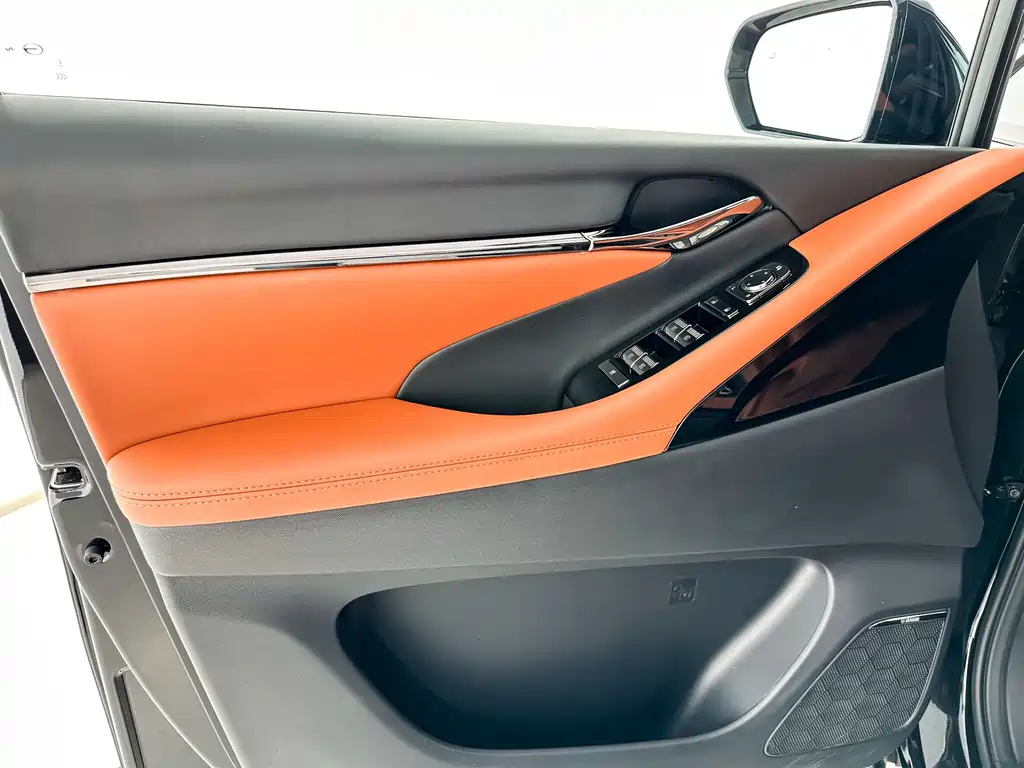 GAC M8