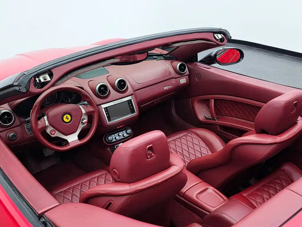 Ferrari California T — миниатюра 4